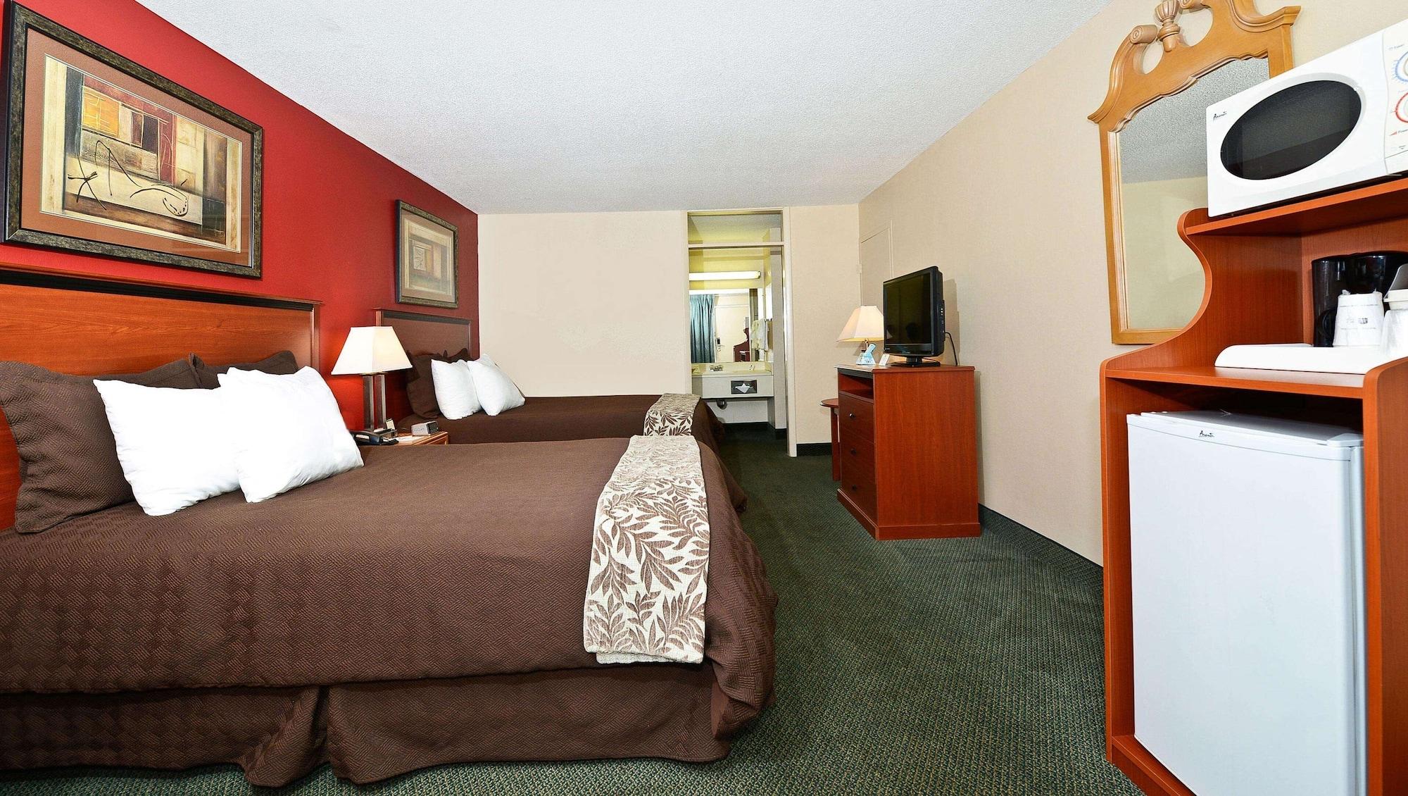 แม็คนูสัน โฮเต็ล เมาน์เท็นวิว Hotel โควิงตัน ภายนอก รูปภาพ